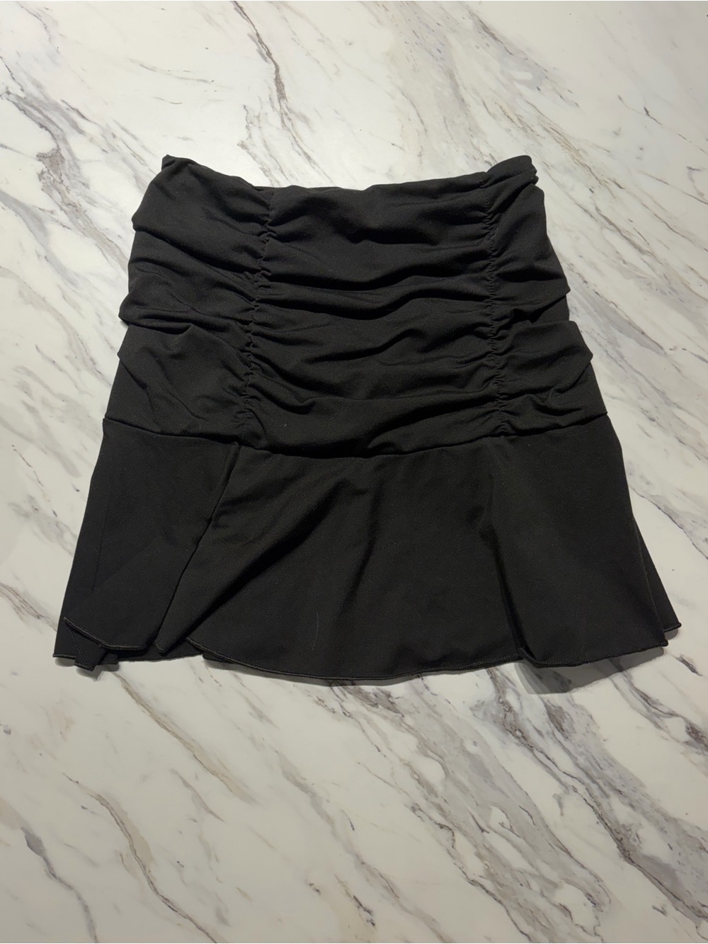 Black Ruched Flounce Mini Skirt Size Small - Picture 2 of 2